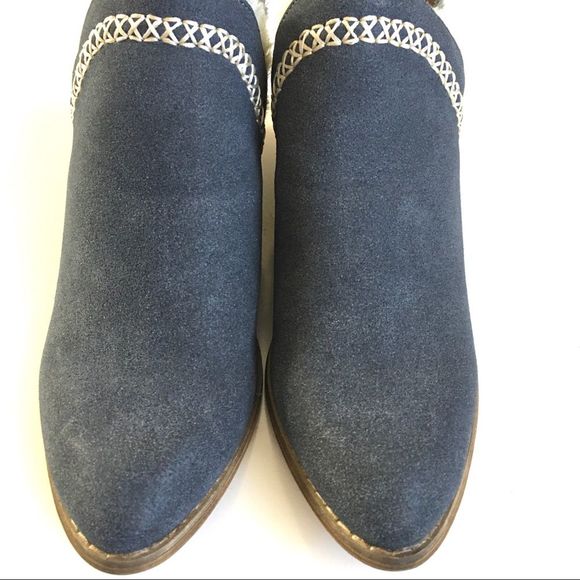 MiiM Blue Suede Booties with Embroidery Size 7.5 - Picture 4 of 8